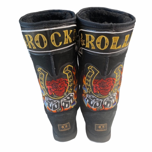 Koolaburra Shoes - HTF: Koolaburra ㋛ Hot Rock ‘n Roll Appliqué Fur Lined Boots ㋛ Black Suede ㋛ 8M